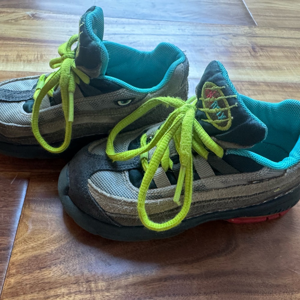Nike Air Max 95 size 9C- “monster sneaker”